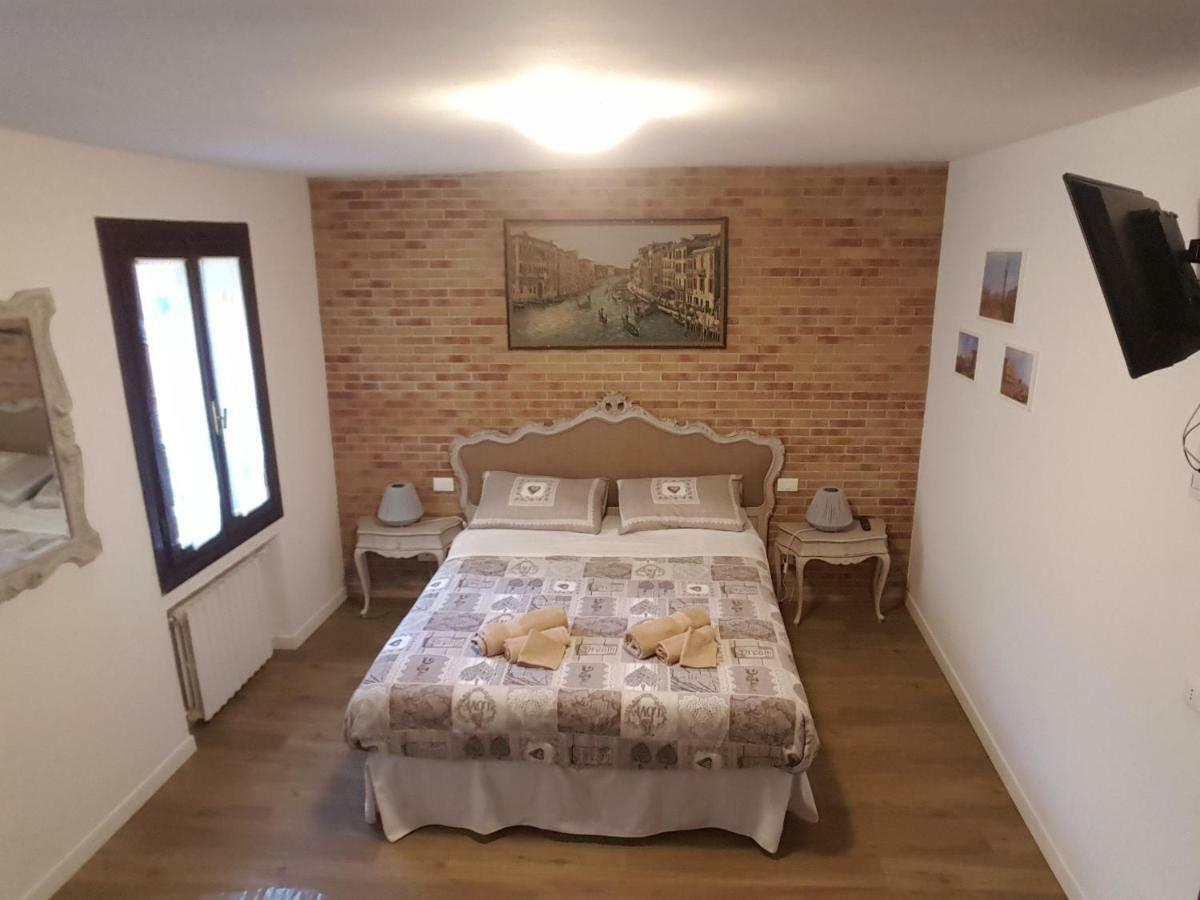 La Corte Incantata Venesia Bagian luar foto