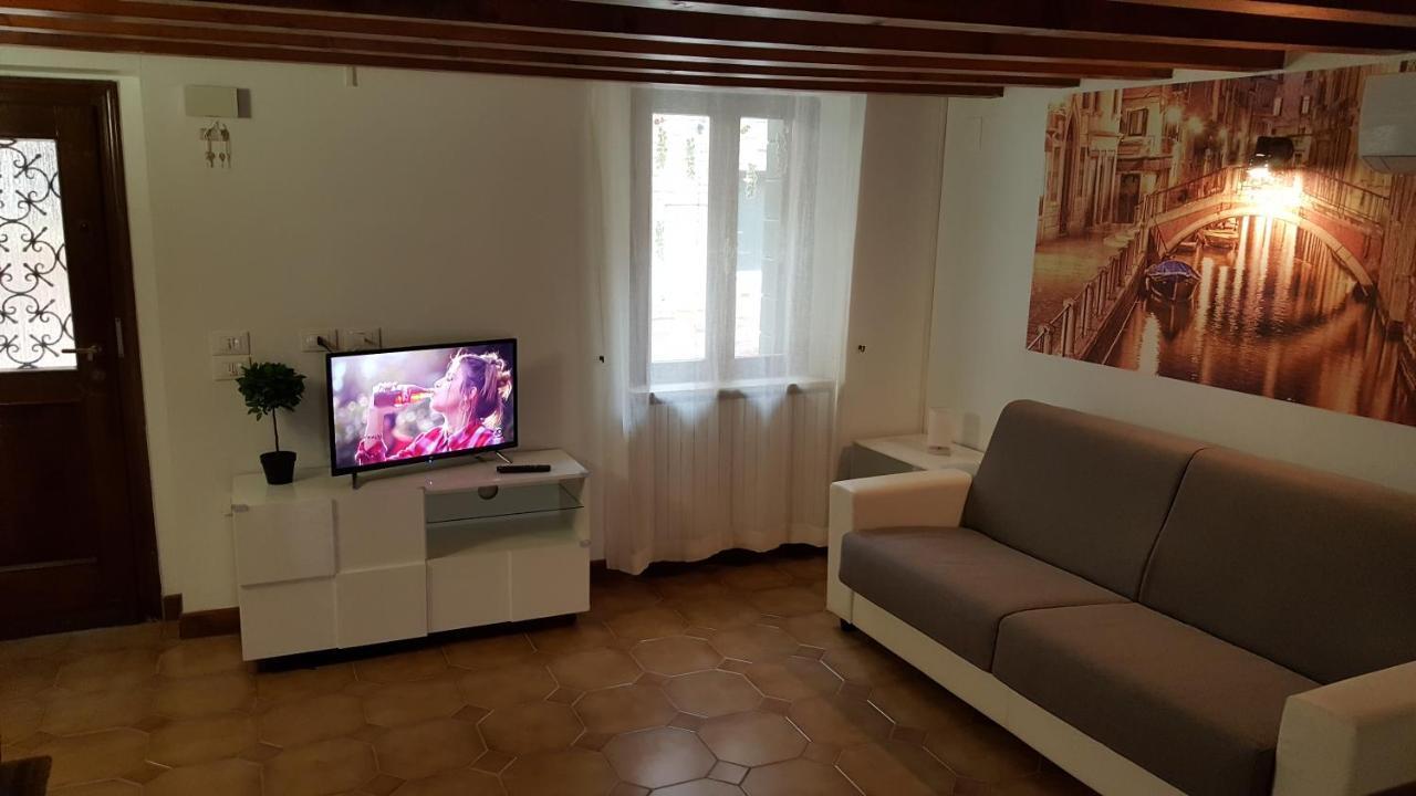 La Corte Incantata Venesia Bagian luar foto
