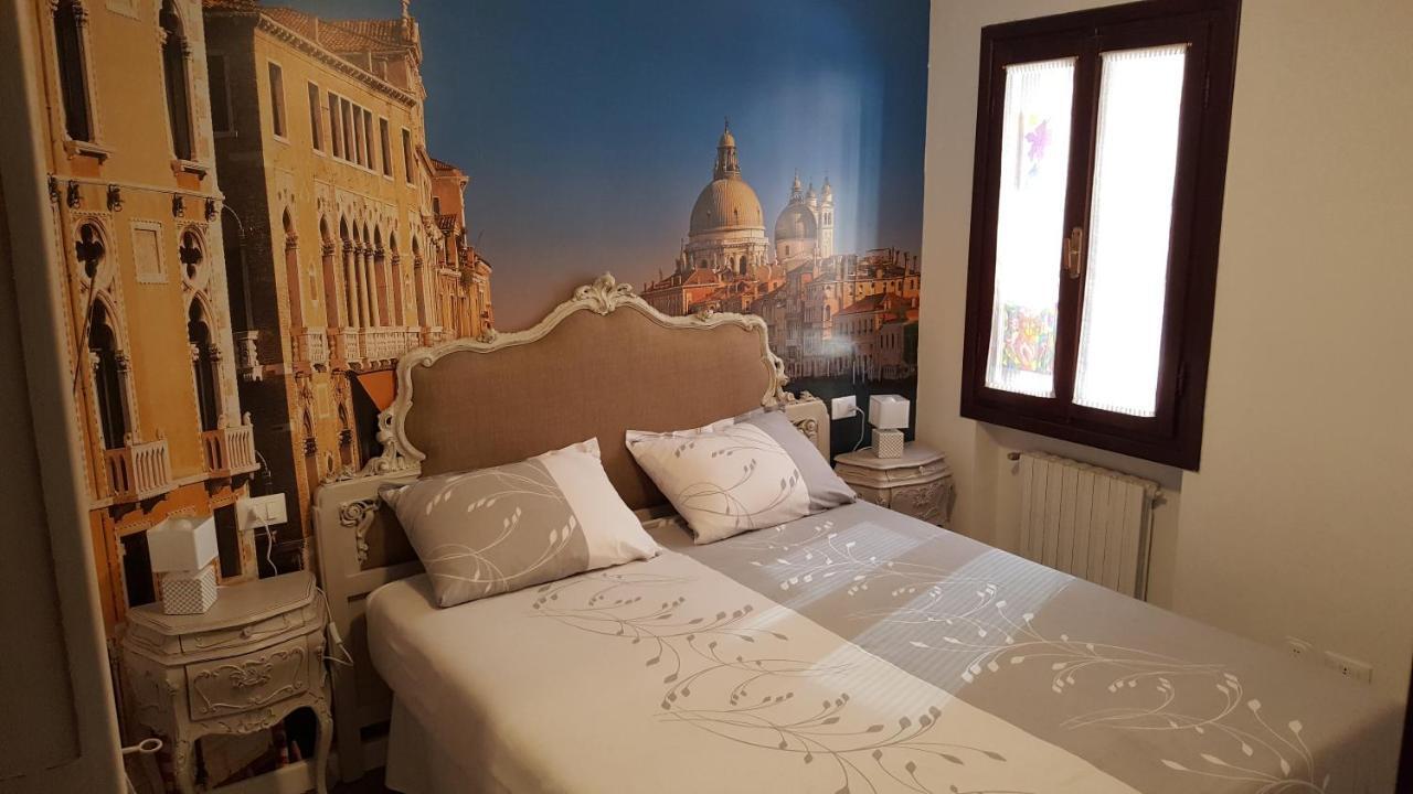 La Corte Incantata Venesia Bagian luar foto